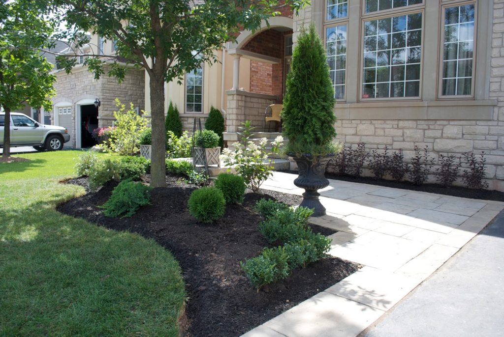Discover Curbz Landscaping In Toronto And The Gta - Modern Front Yard Landscaping Ideas Canada